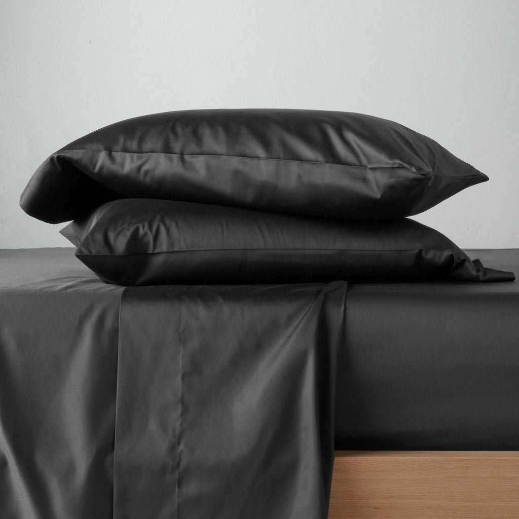 Full 300 Thread Count Solid Sheet Set Washed Black G945279