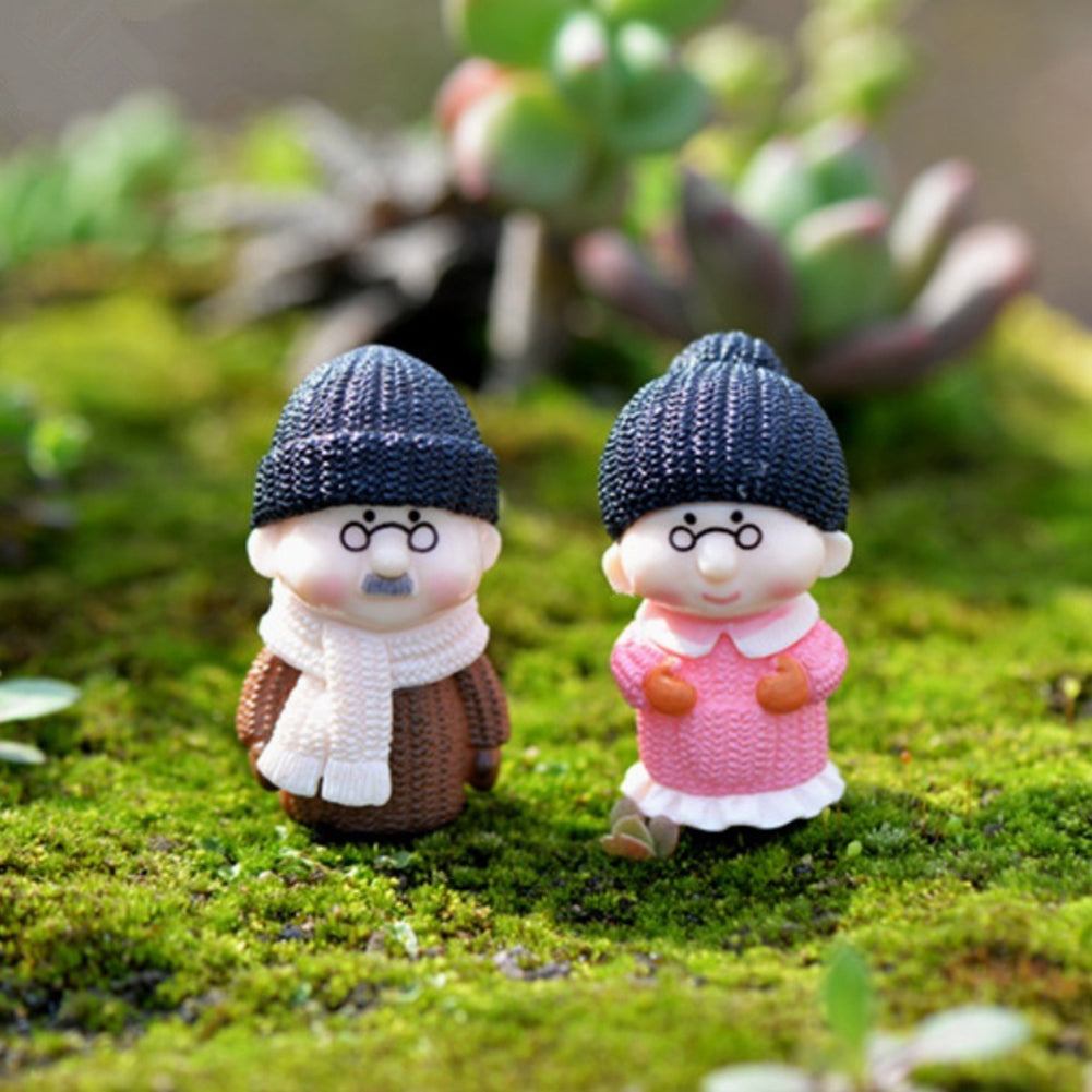 Grandparents Action Figure Set, Dollhouse People Grandma and Grandpa Miniature Decor Z2541