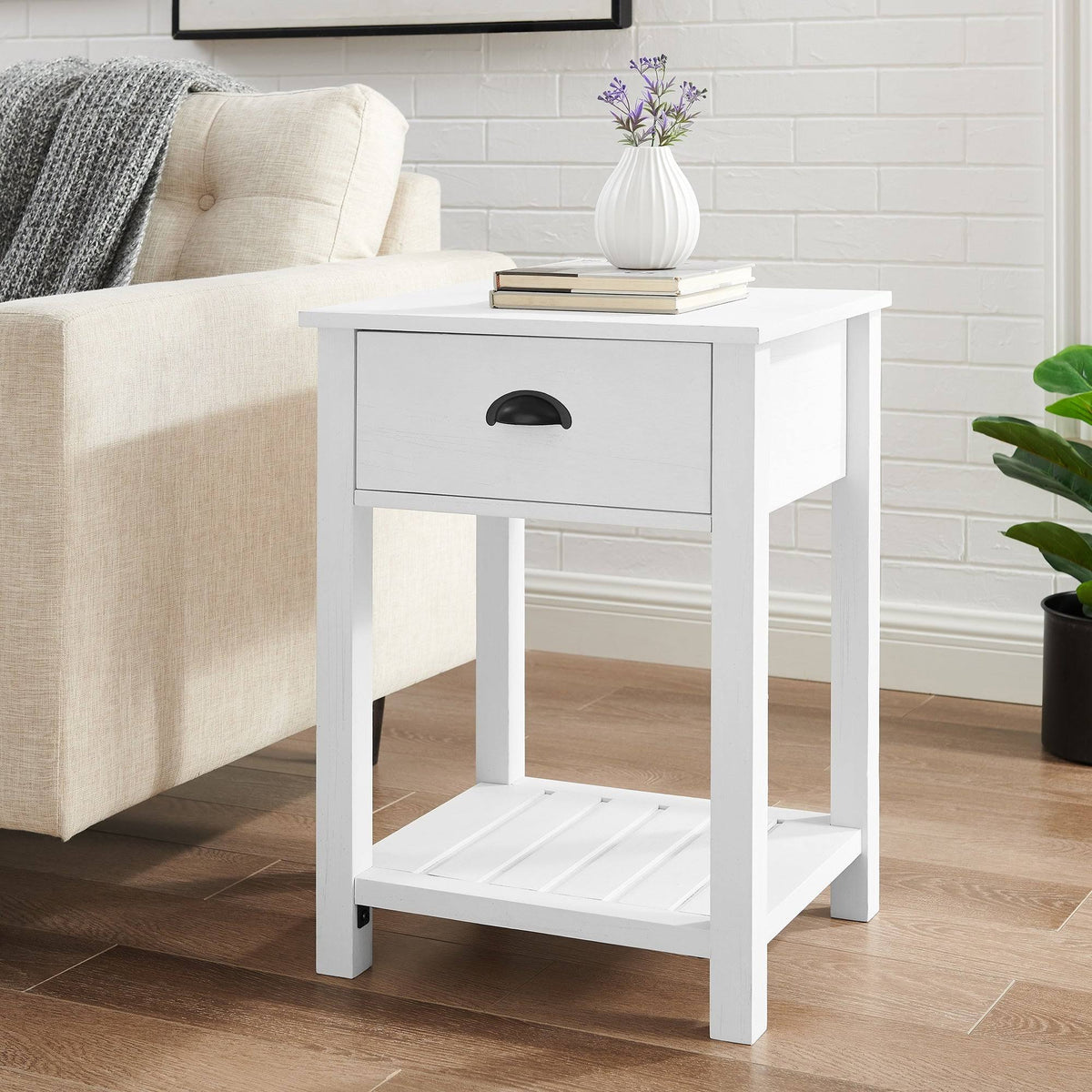 18-inch One-Drawer Side Table H626