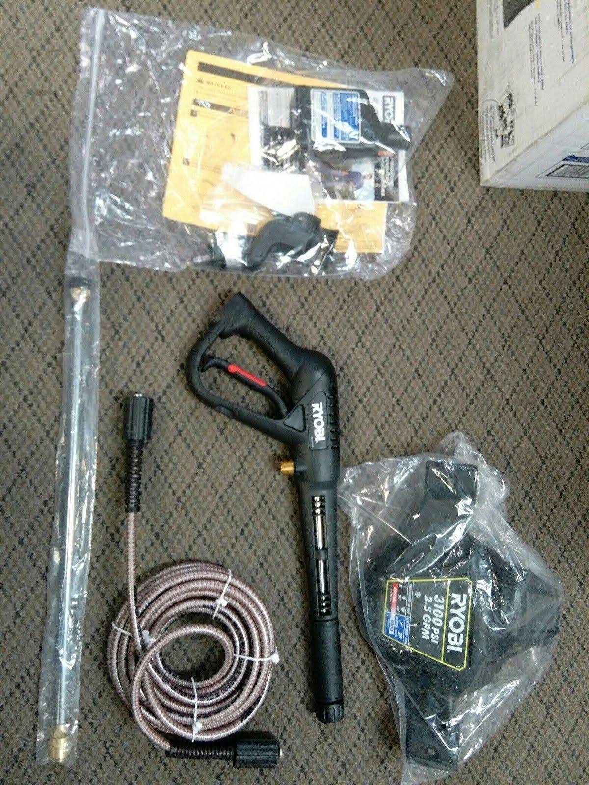 3100-PSI 2.5-GPM Gas Pressure Washer P66503