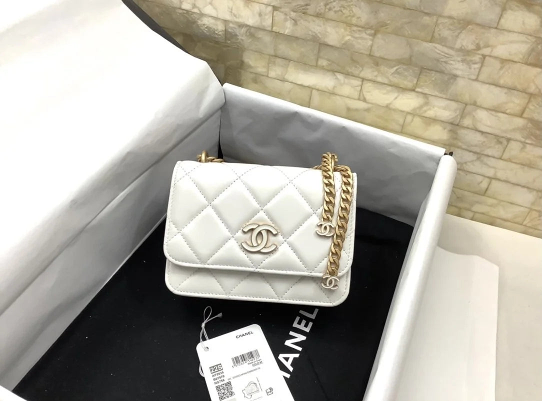 White Women’s Bags K65536