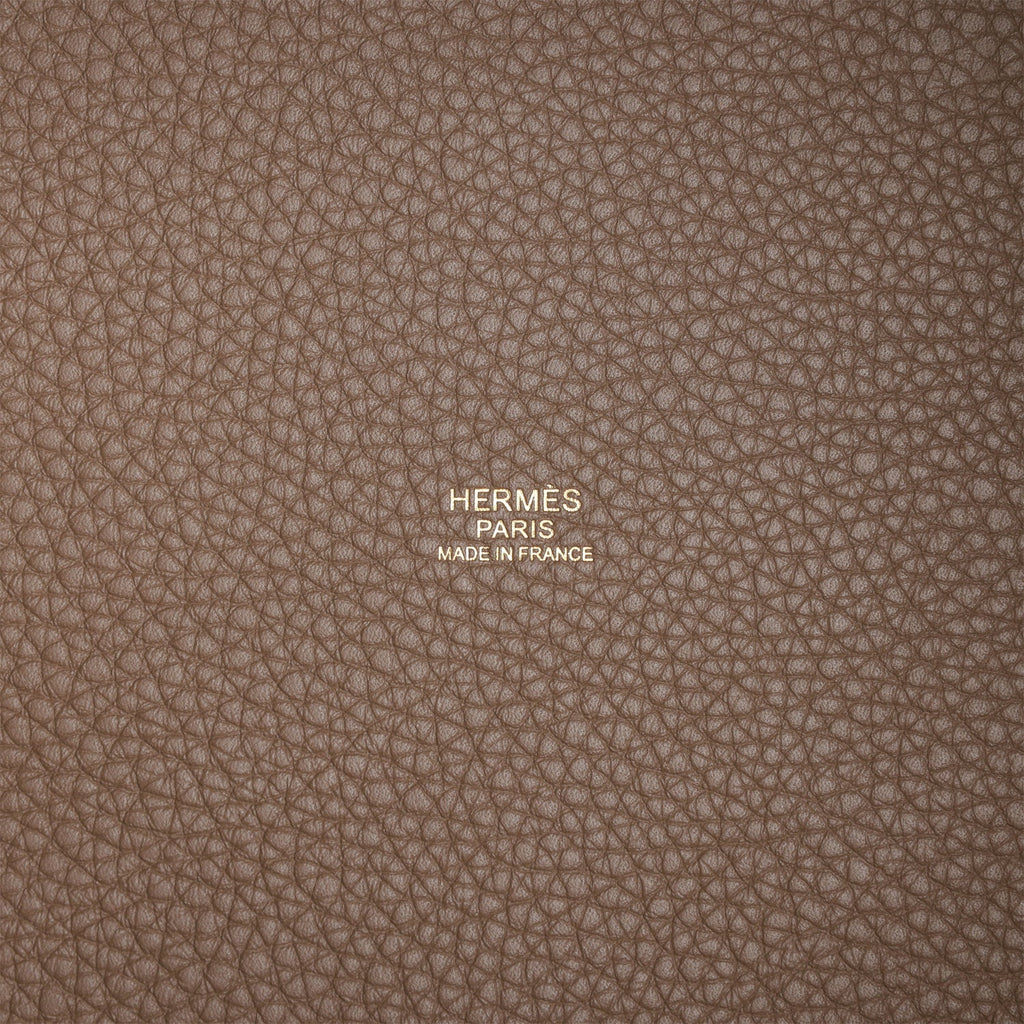 Etoupe Clemence Leather Handbag U9953