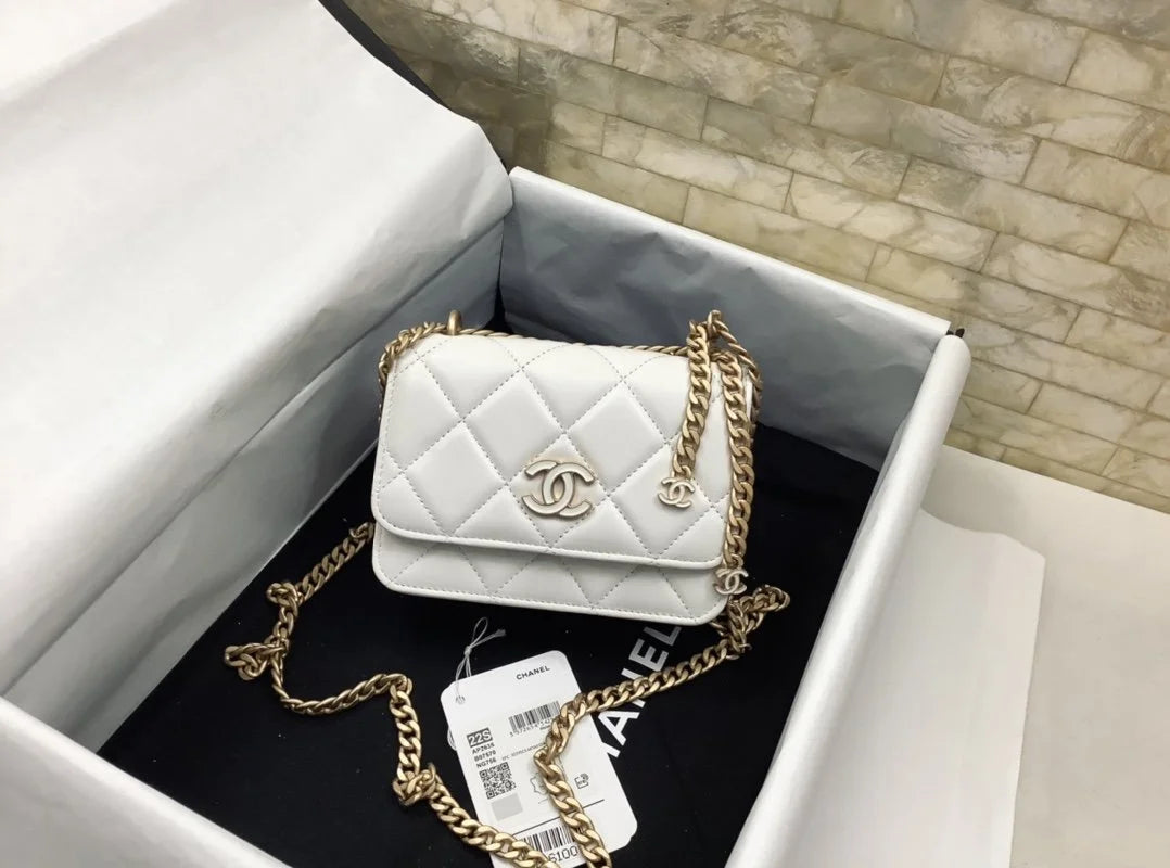 White Women’s Bags K65536