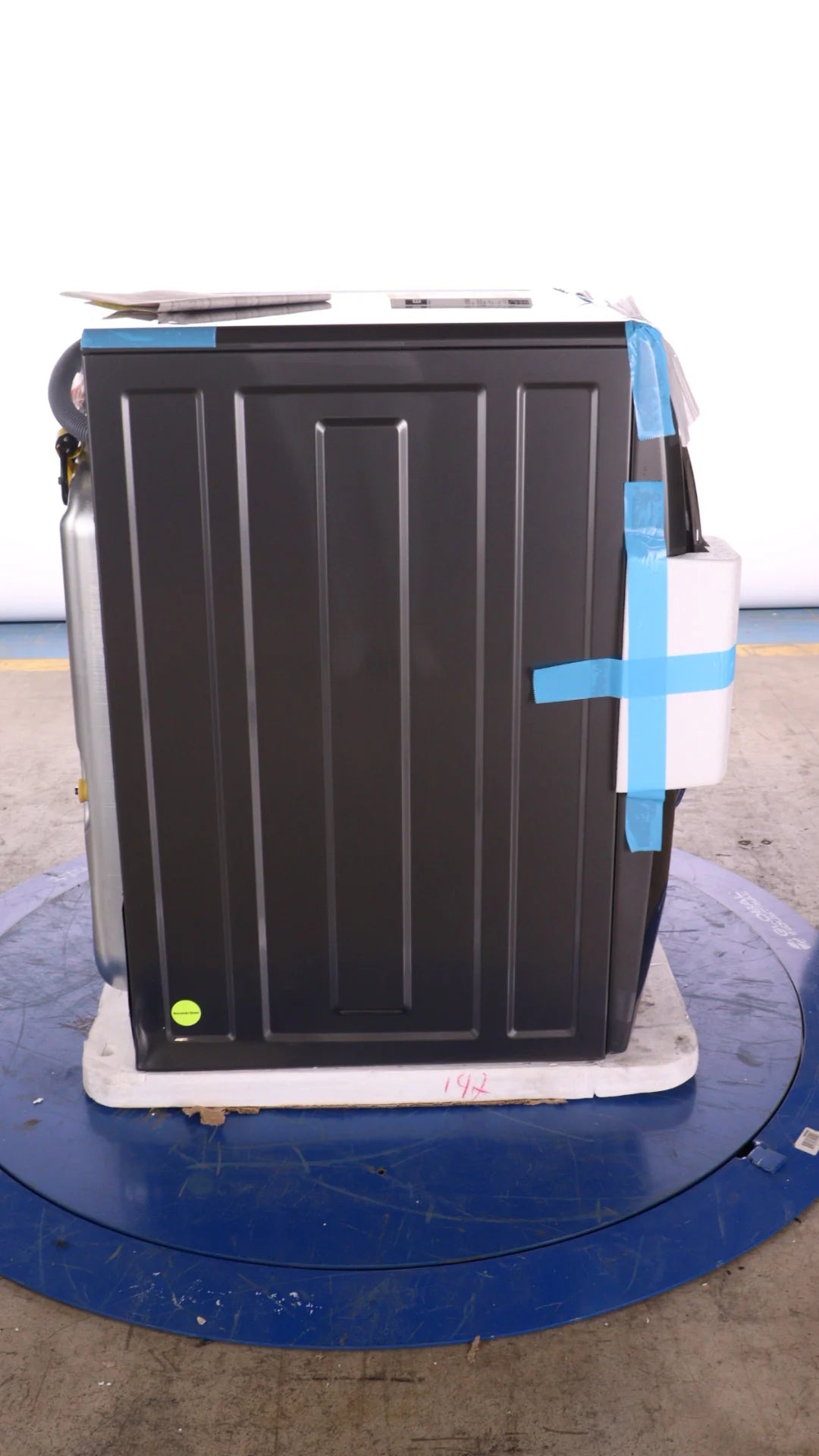 5.2 Cu Ft Electric Front Load Washer U4246