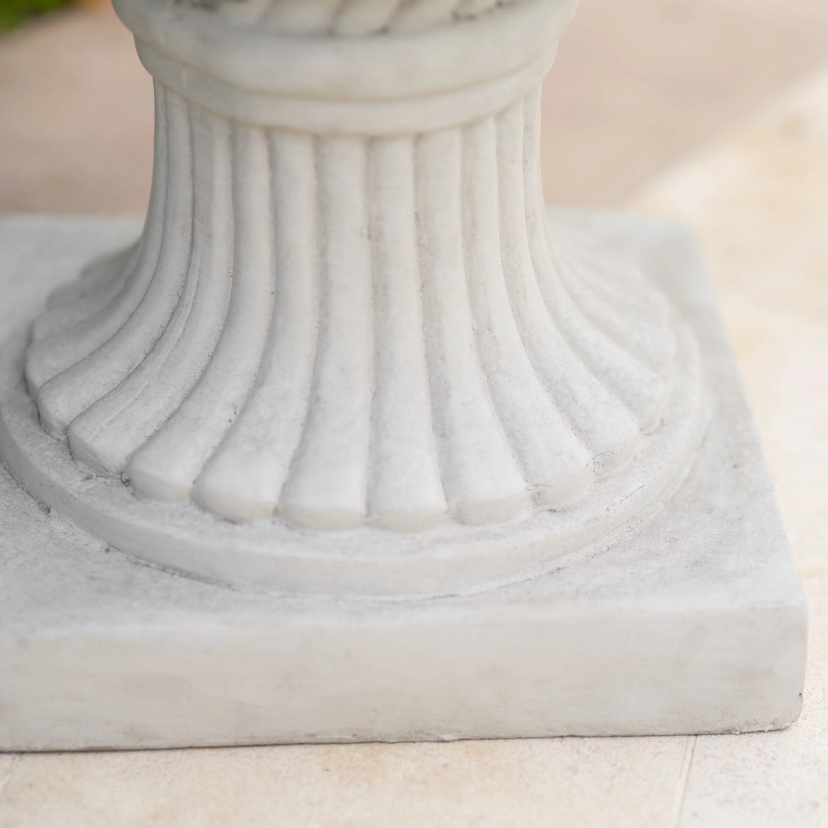 Antique White Concrete Urn Planter T14028